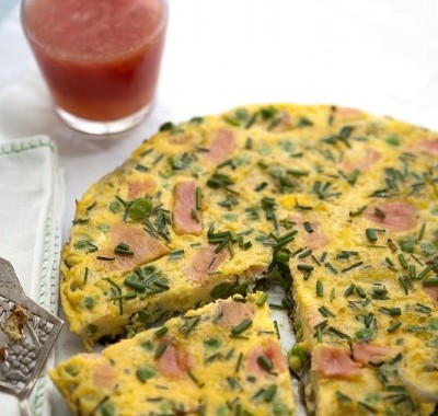 פריטטה סלמון מעון ואפונה