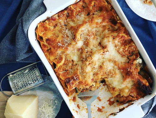 לזניה עם חצילים וגבינה בולגרית